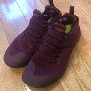 Size 9 Nike sneakers